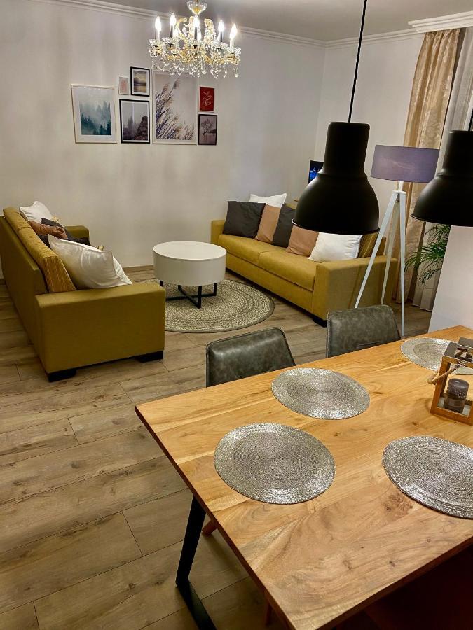 Home Sweet Apartment Xl Bük Exteriör bild